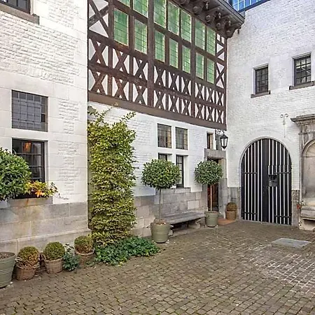 Faubourg Saint Martin Bed and breakfast Lieja